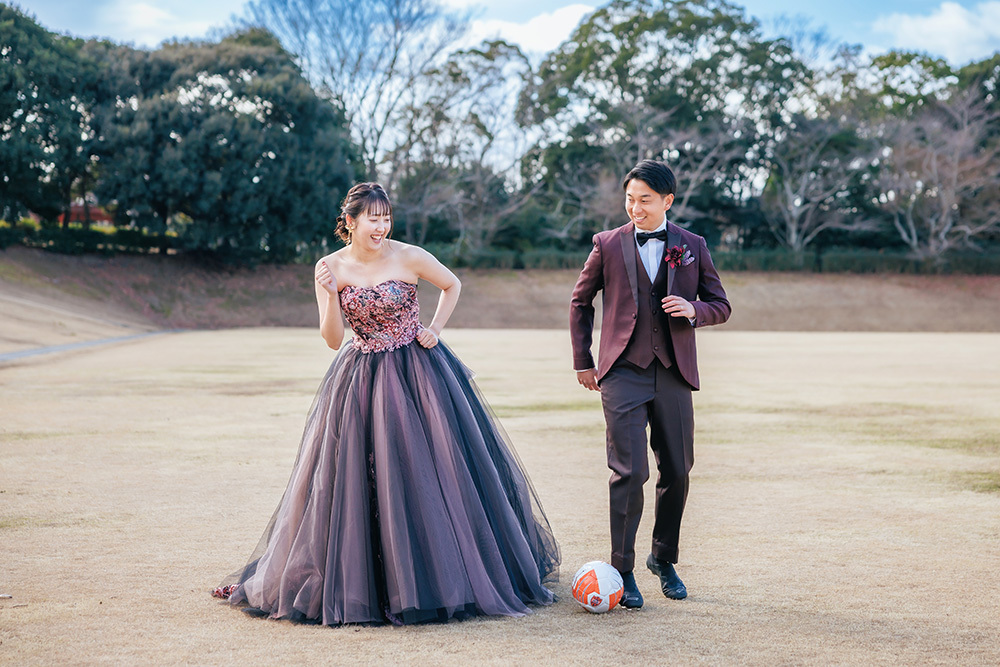 静岡フォトウエディングのフィーノスタイルで撮影した静岡県立美術館の新郎新婦の記念写真撮影