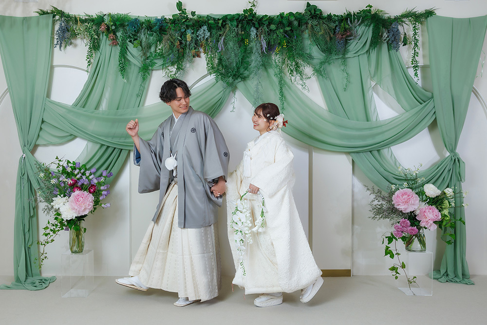 静岡フォトウエディングのフィーノスタイルで撮影したフィーノ富士店スタジオの新郎新婦の記念写真撮影