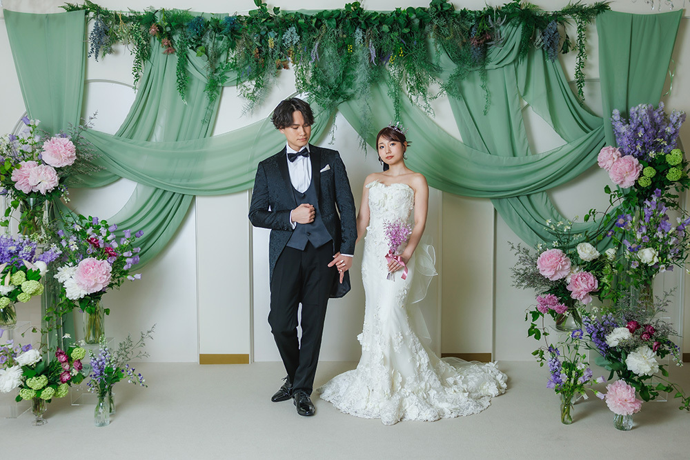 静岡フォトウエディングのフィーノスタイルで撮影したフィーノ富士店スタジオの新郎新婦の記念写真撮影