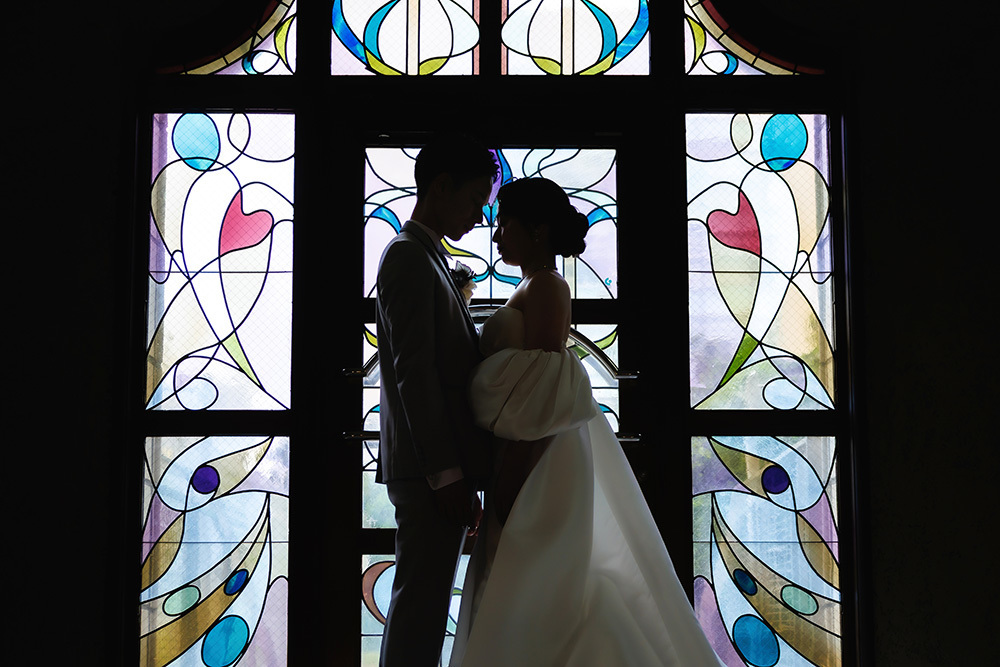 静岡フォトウエディングのフィーノスタイルで撮影した静岡市役所旧庁舎の新郎新婦