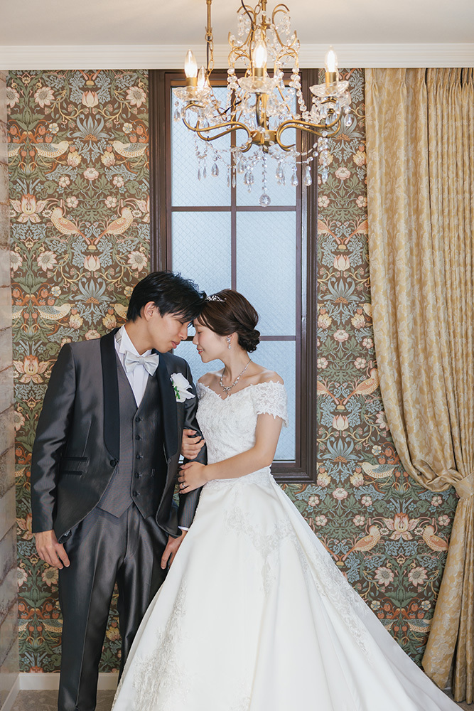 静岡フォトウエディングのフィーノスタイルで撮影したフィーノ富士店スタジオの新郎新婦の記念写真撮影