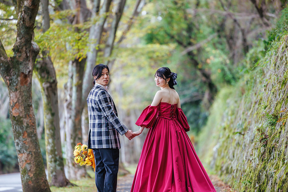 静岡フォトウエディングのフィーノスタイルで撮影した静岡県立美術館の新郎新婦の記念写真撮影