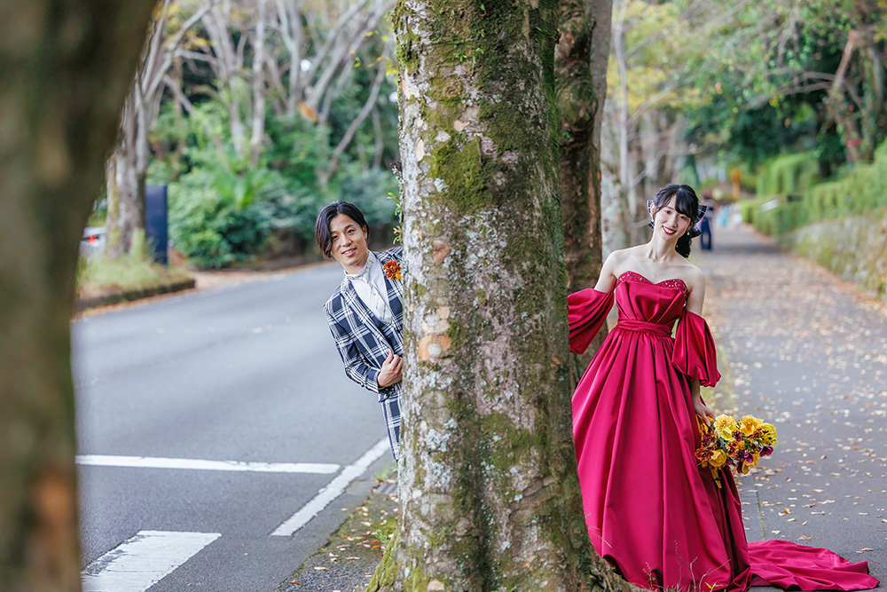 静岡フォトウエディングのフィーノスタイルで撮影した静岡県立美術館の新郎新婦の記念写真撮影