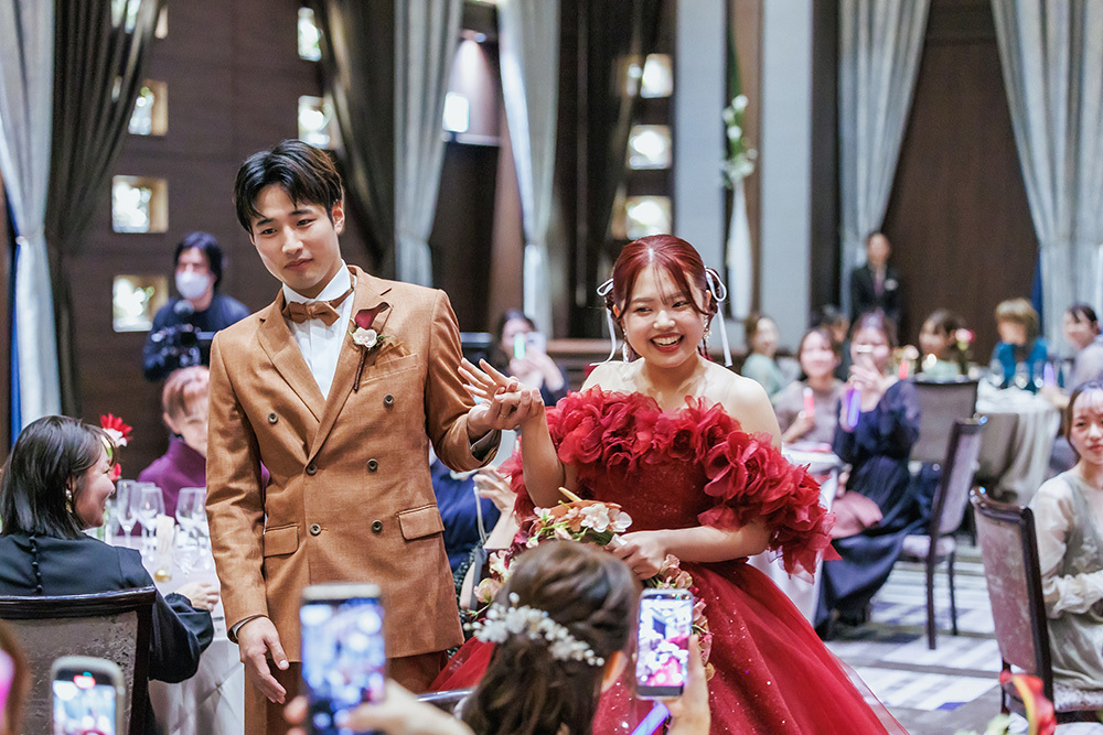 静岡フォトウエディングのフィーノスタイルで撮影したパーティー・会食のウエディングフォトの結婚パーティー記念写真撮影