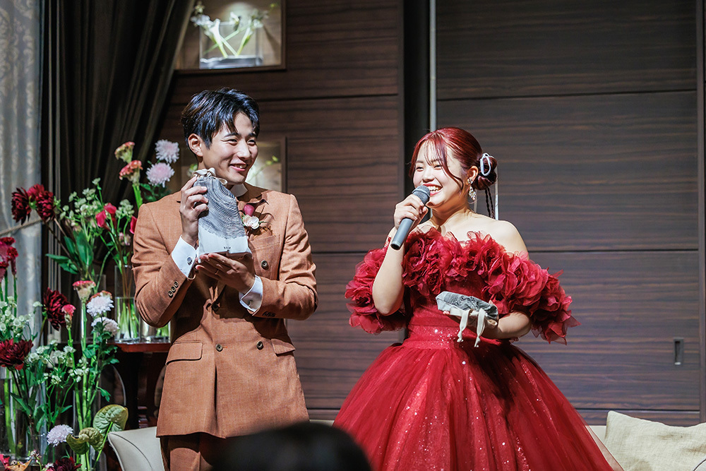 静岡フォトウエディングのフィーノスタイルで撮影したパーティー・会食のウエディングフォトの結婚パーティー記念写真撮影