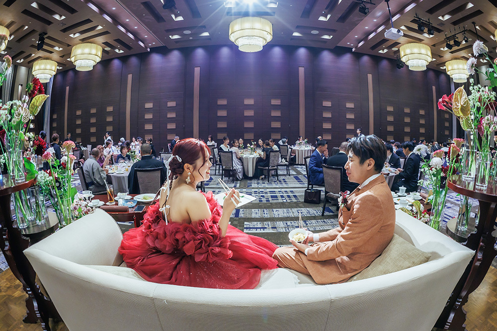 静岡フォトウエディングのフィーノスタイルで撮影したパーティー・会食のウエディングフォトの結婚パーティー記念写真撮影