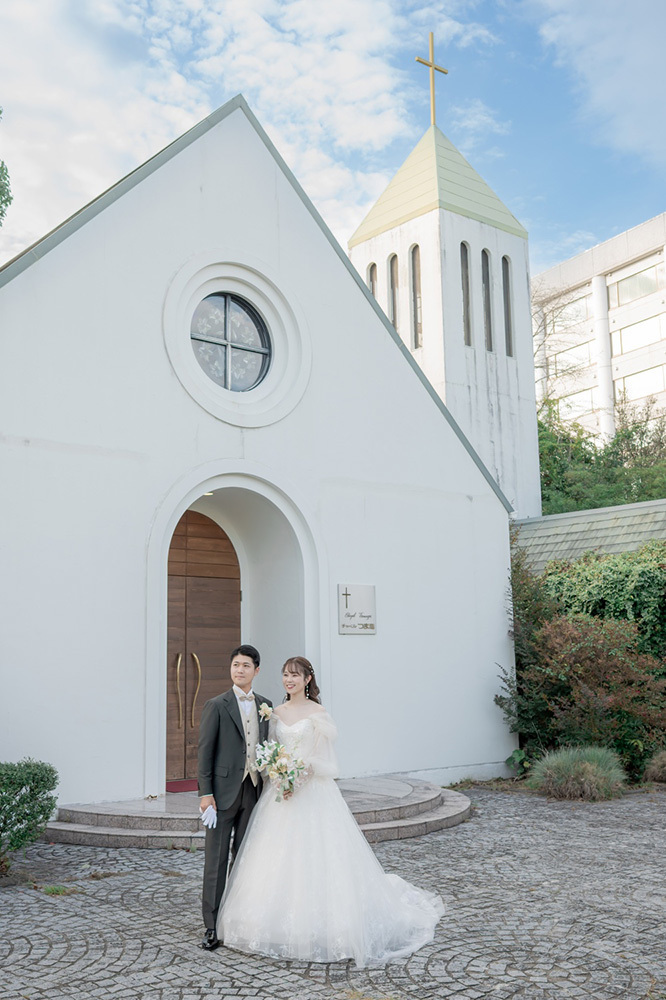 静岡フォトウエディングのフィーノスタイルで撮影した、つま恋の新郎新婦