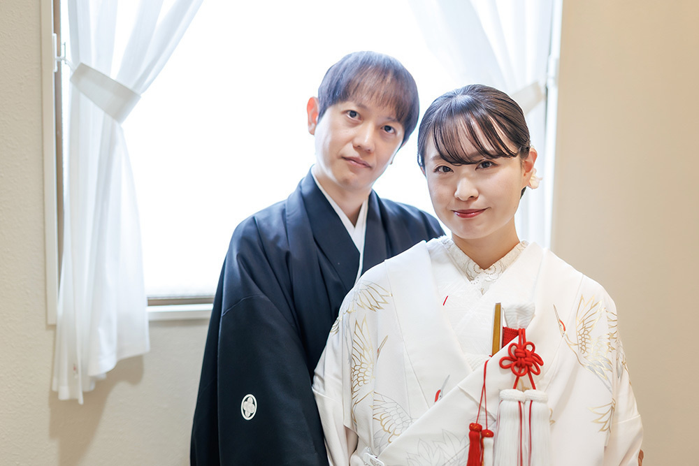 静岡フォトウエディングのフィーノスタイルで撮影したフィーノ富士店スタジオの新郎新婦の記念写真撮影