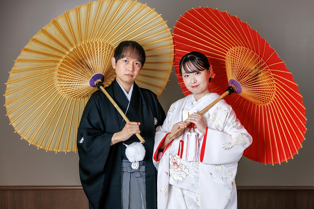 静岡フォトウエディングのフィーノスタイルで撮影したフィーノ富士店スタジオの新郎新婦の記念写真撮影